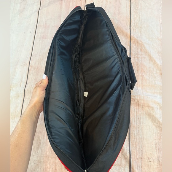 Wilson Tennis Racket Bag - Picture 3 of 5